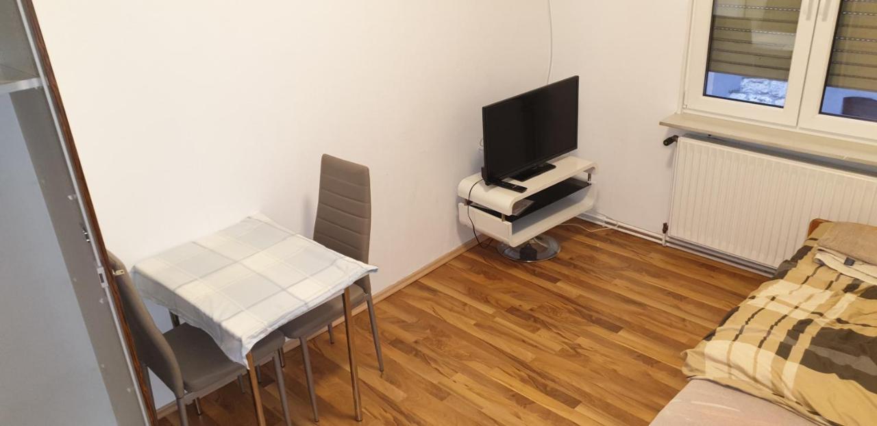 Private Unterkunft Askinartar Mainz Exterior photo